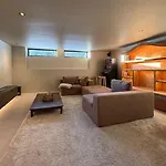 Timber By The Slopes In * オップダール