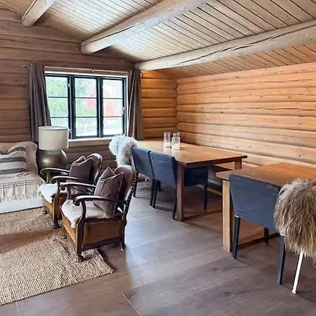 Timber By The Slopes In Semesterbostad *