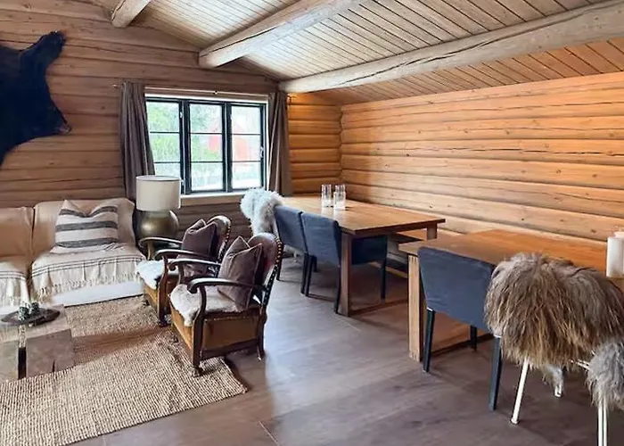 Timber By The Slopes In Semesterbostad *