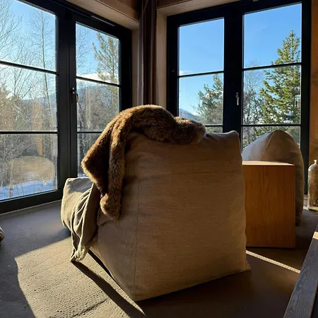 بيت للعطل Timber By The Slopes In